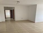 Apartamento com trs dormitrios - venda